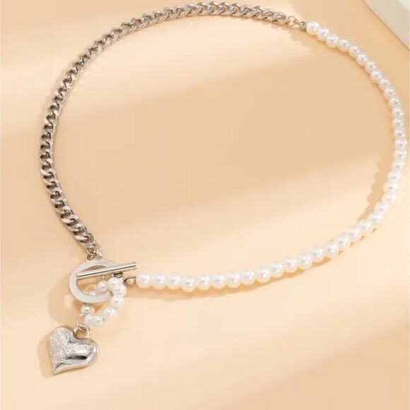 Pearl Necklace with Toggle Clasp Heart Link Chain Choker Pearl Jewelry - Picture 8 of 11